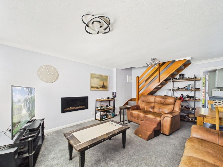 2 bedroom House for Sale Kipling Close, Hitchin, Hertfordshire