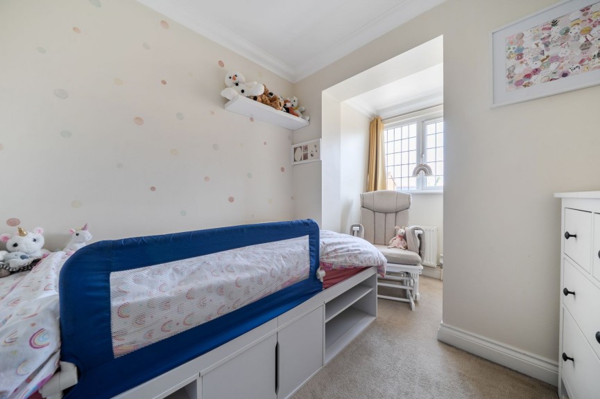 4 bedroom House for Sale Midland Gardens, Shefford, Bedfordshire