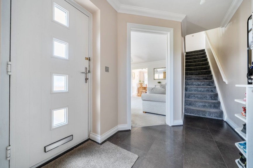 4 bedroom House for Sale Midland Gardens, Shefford, Bedfordshire