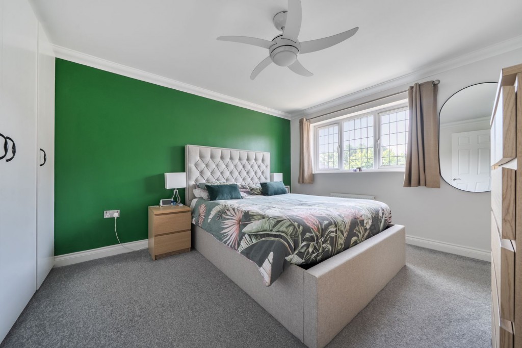 Midland Gardens, Shefford, Bedfordshire