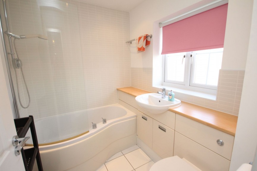3 bedroom House for Sale Lindsell Avenue, Letchworth Garden City, Hertfordshire