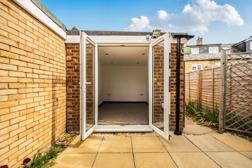2 bedroom House for Sale Lower Stondon, Henlow, Bedfordshire