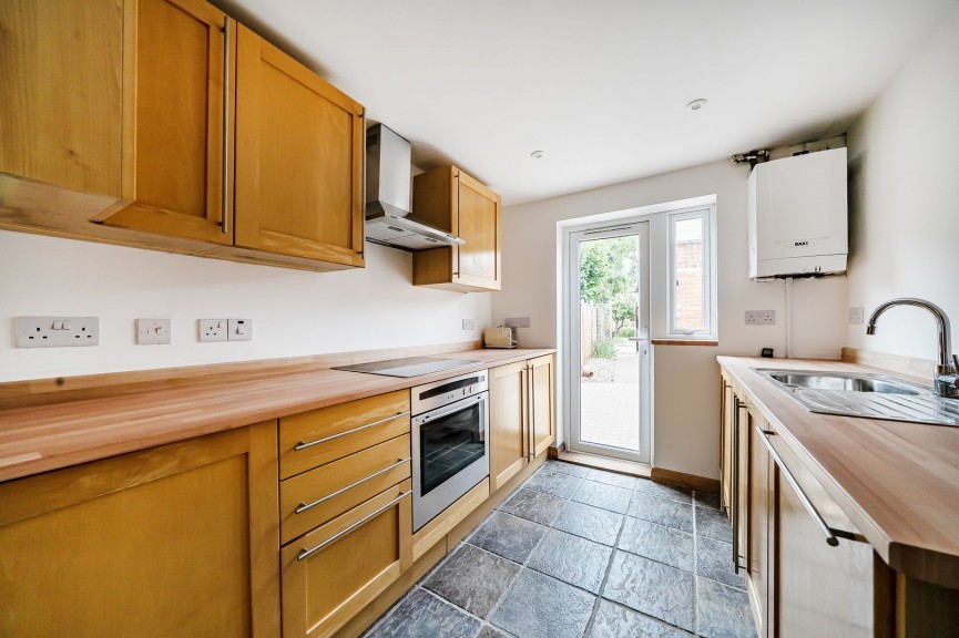 2 bedroom House for Sale Lower Stondon, Henlow, Bedfordshire
