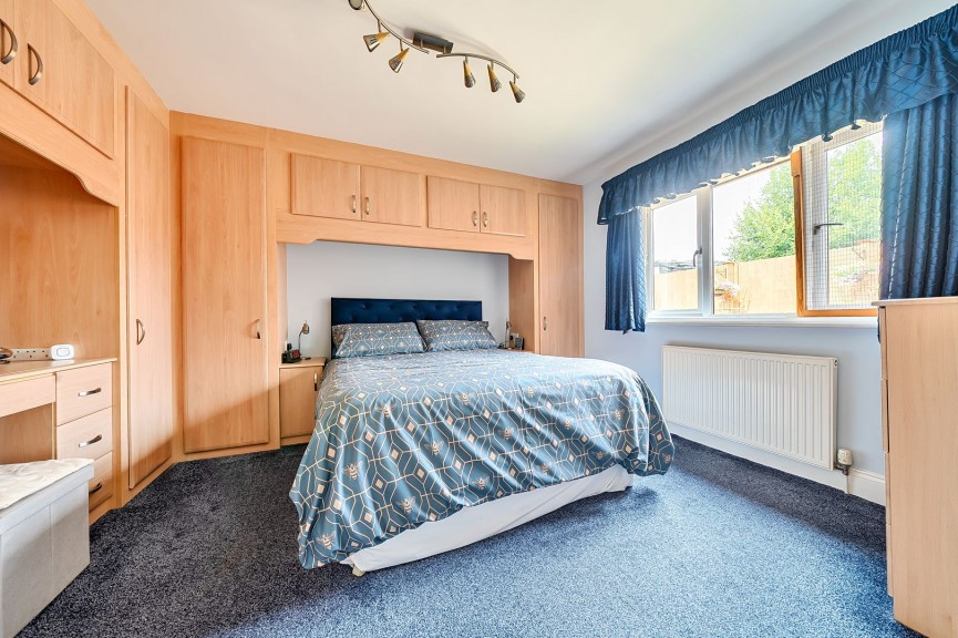 5 bedroom Bungalow for Sale Lower Stondon, Henlow, Bedfordshire