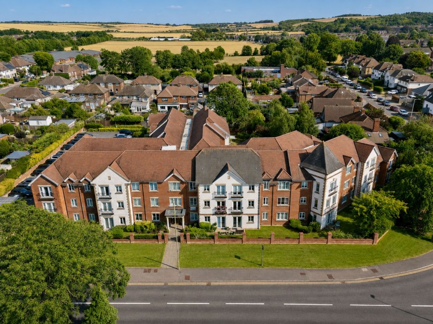 1 bedroom Flat for Sale Royston Road, Baldock, Hertfordshire