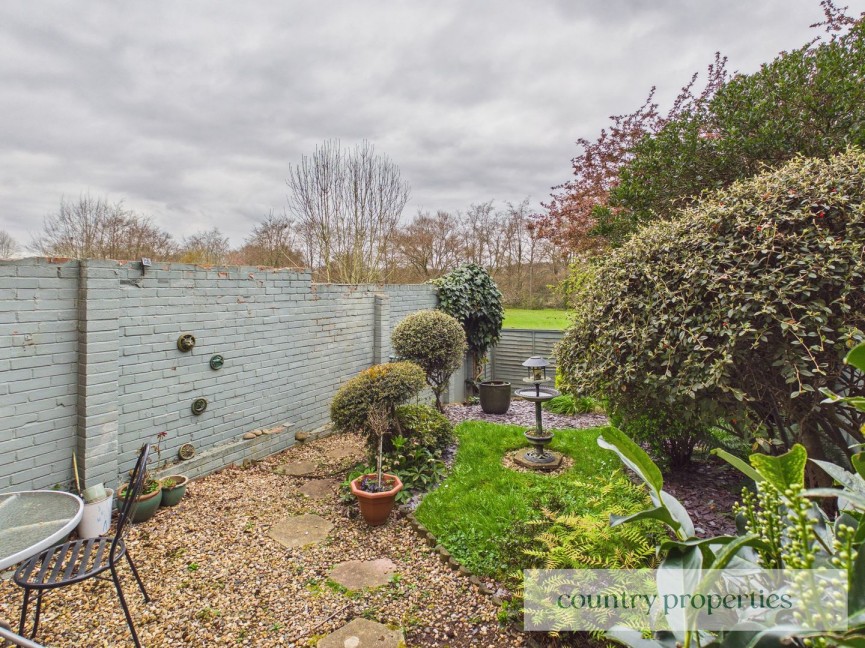 3 bedroom House for Letting Harwood Close, Welwyn Garden City, Hertfordshire