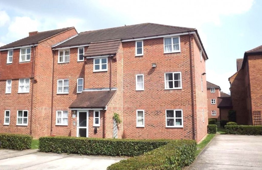 1 bedroom Flat for Sale Marmet Avenue, Letchworth Garden City, Hertfordshire