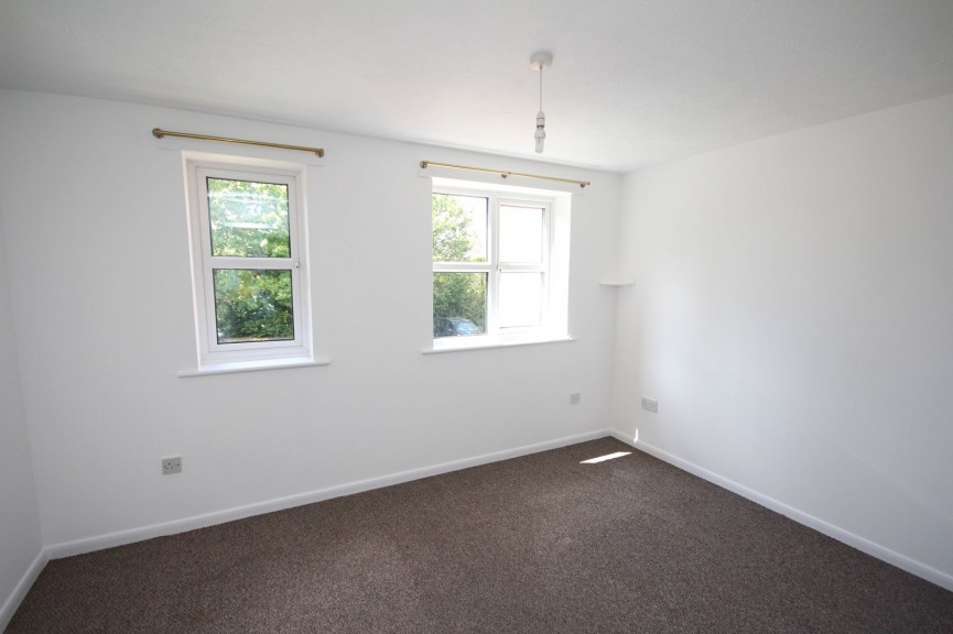 1 bedroom Flat for Sale Marmet Avenue, Letchworth Garden City, Hertfordshire