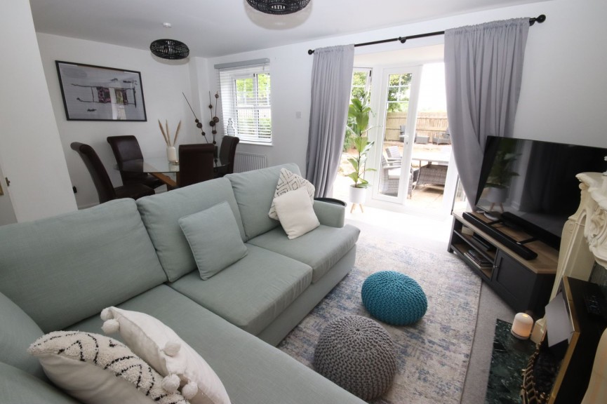 3 bedroom House for Letting Randall Drive, Toddington, Bedfordshire