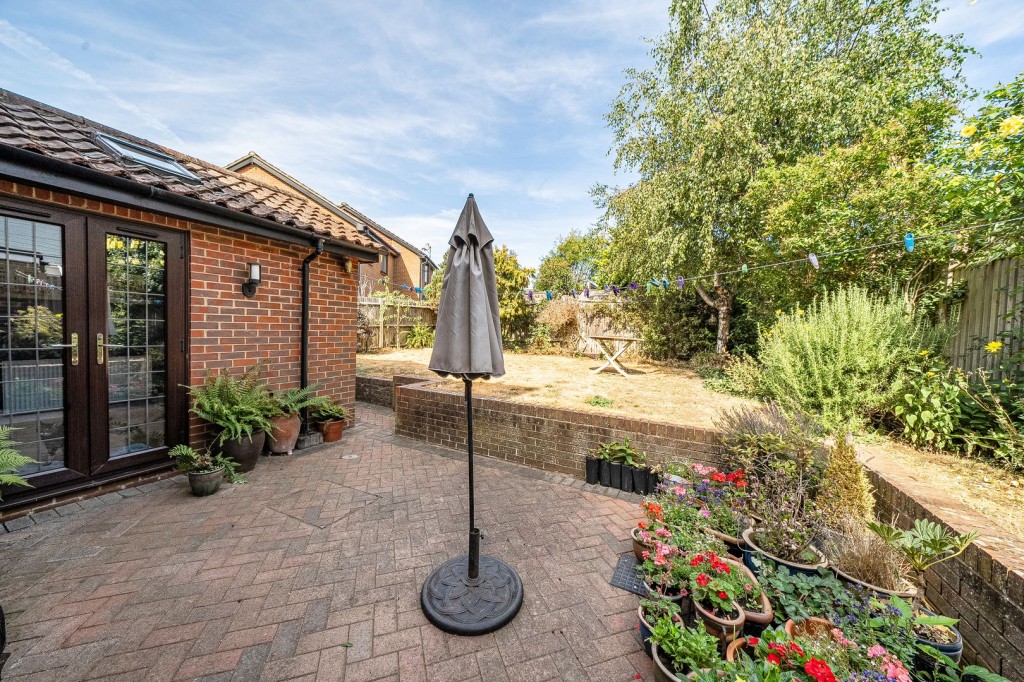 Russell Road, Toddington, Bedfordshire
