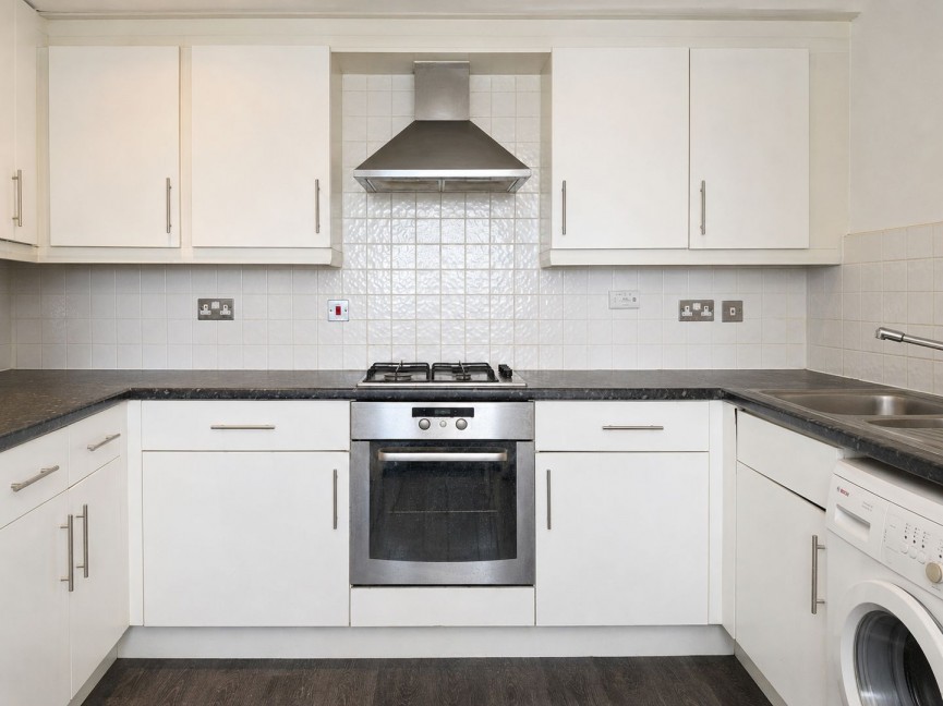 2 bedroom Flat for Sale Clarkson Court, Hatfield, Hertfordshire