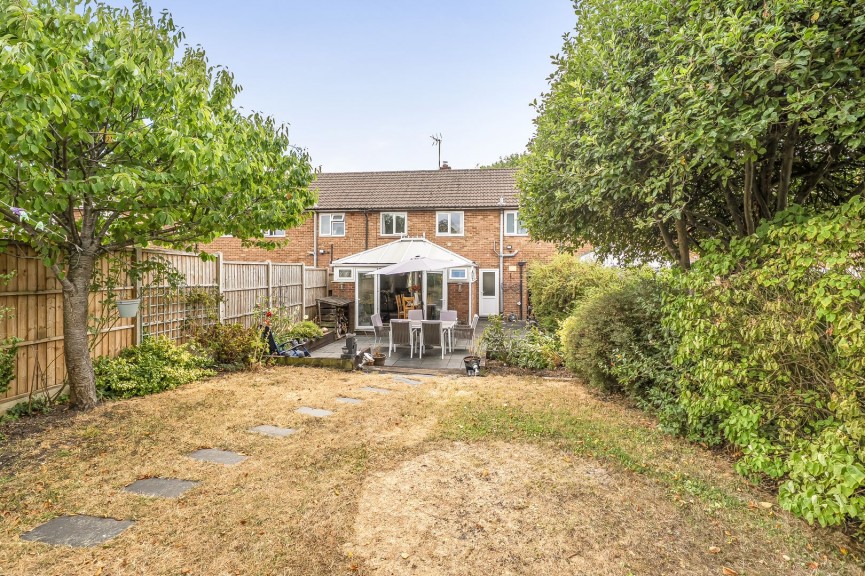 3 bedroom House for Sale Gresham Way, Shefford, Central Bedfordshire