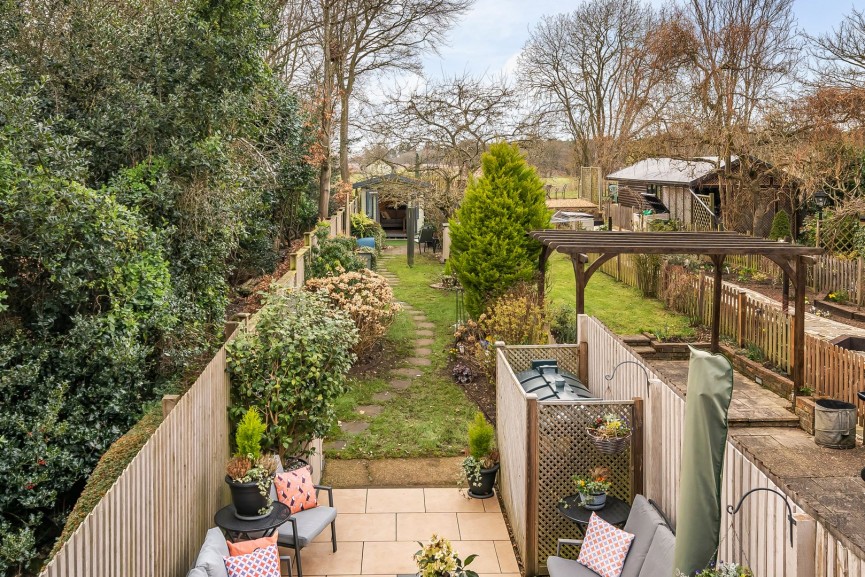 2 bedroom House for Sale Ireland, Shefford, Bedfordshire