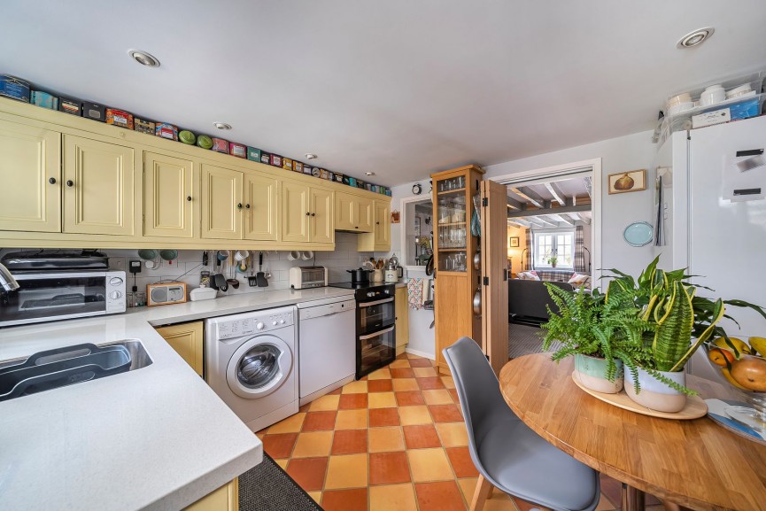 2 bedroom House for Sale Ireland, Shefford, Bedfordshire