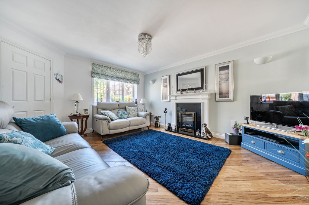 Midland Gardens, Shefford, Bedfordshire