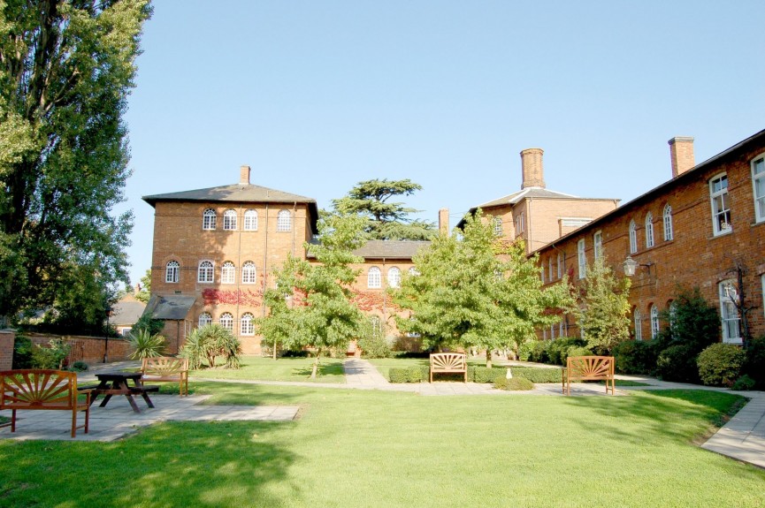 1 bedroom Flat for Sale Ampthill, Bedford
