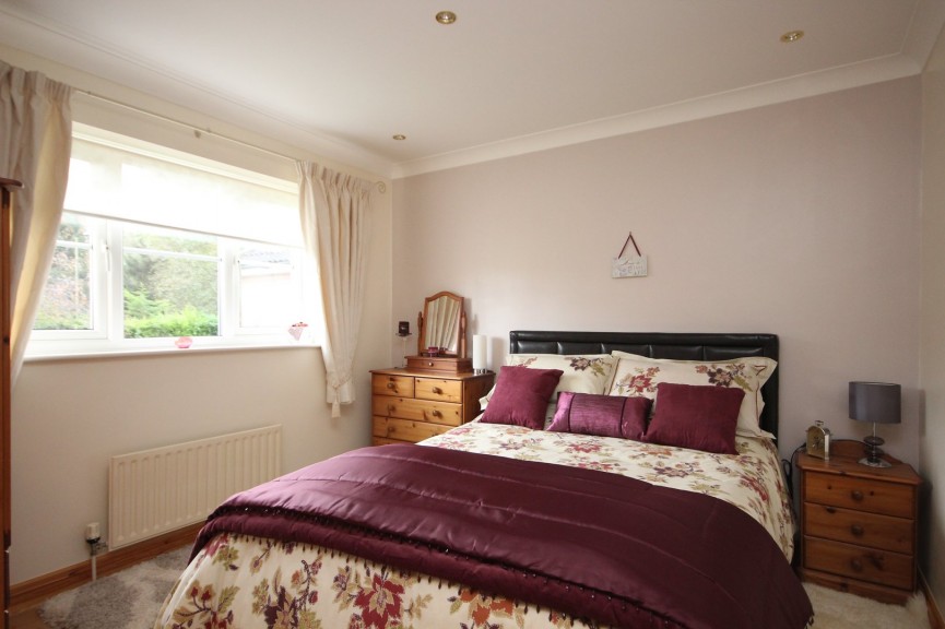 4 bedroom House for Sale Maulden, Bedford