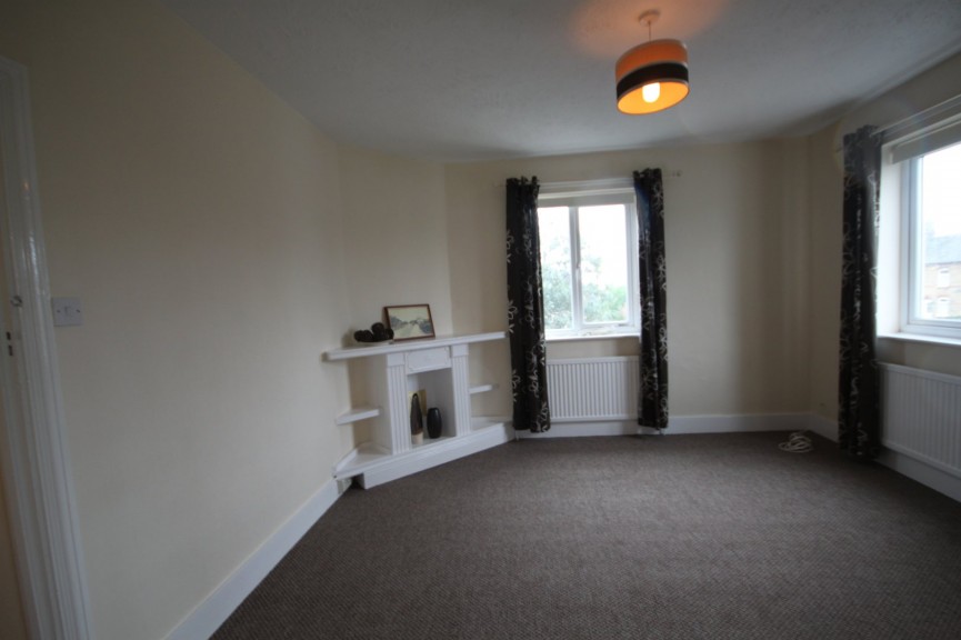 2 bedroom Flat for Letting Bedford Road, Henlow, Bedfordshire