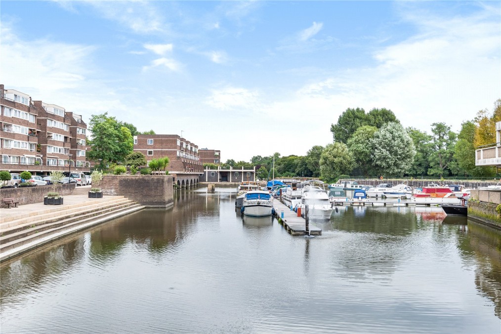 Brentford Dock, Brentford, Greater London