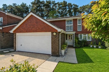 Quintilis, Bracknell, RG12