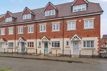 Fulmar Crescent, Bracknell, RG12