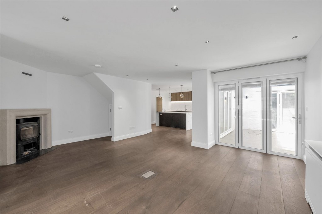 Burston Drive, Park Street, St. Albans