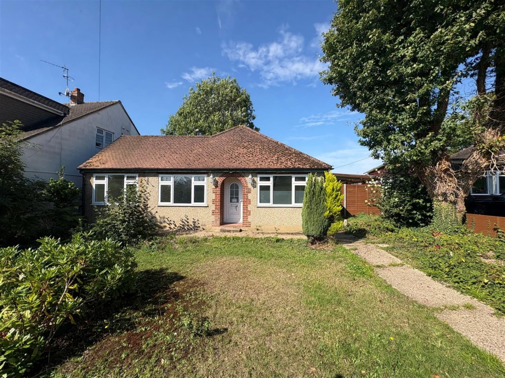 The Crescent, Bricket Wood, St. Albans