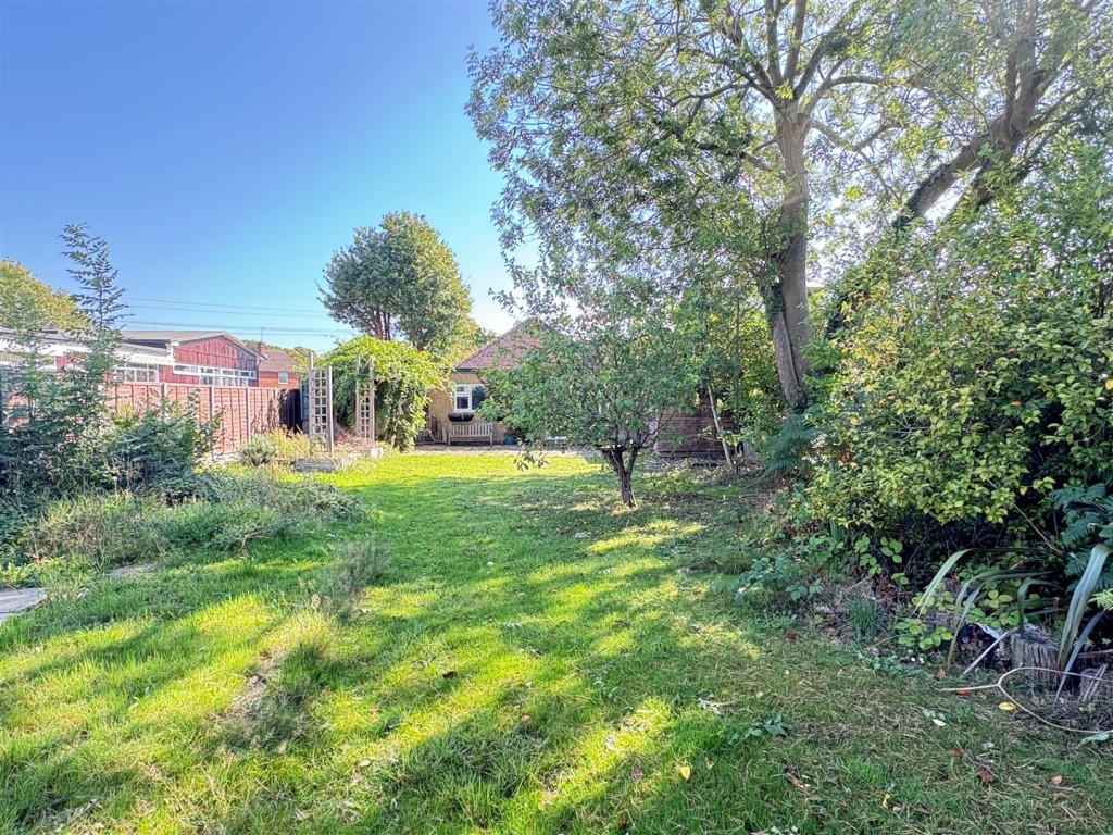 The Crescent, Bricket Wood, St. Albans