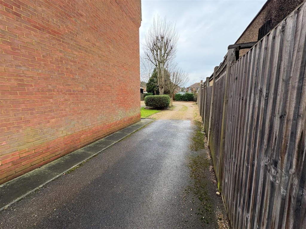 College Road, St. Albans