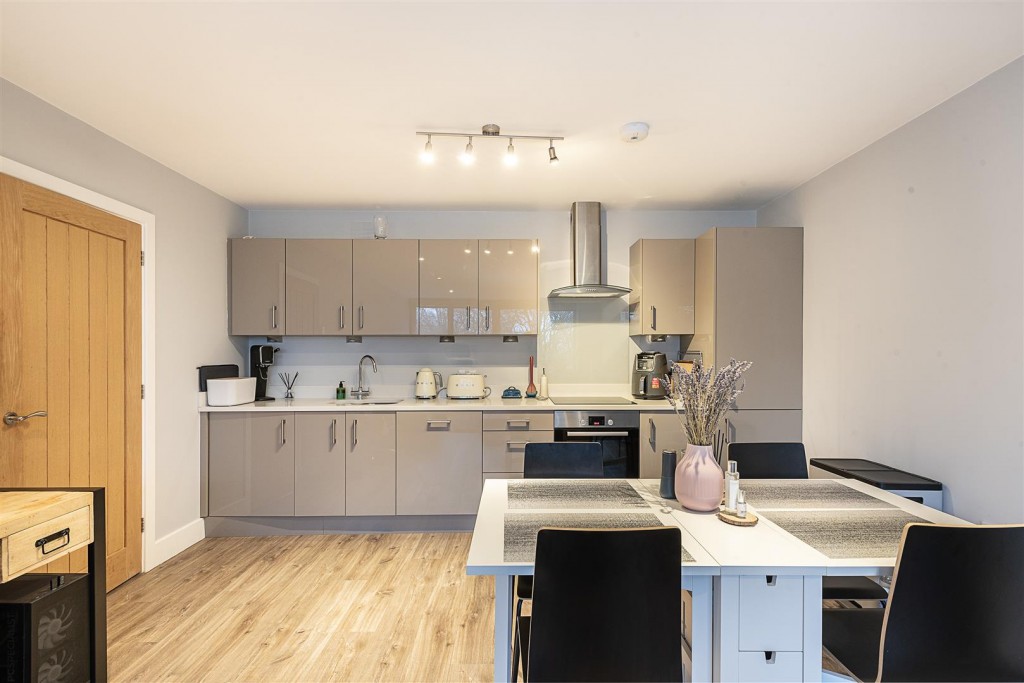 Sandridge Park, Porters Wood, St Albans