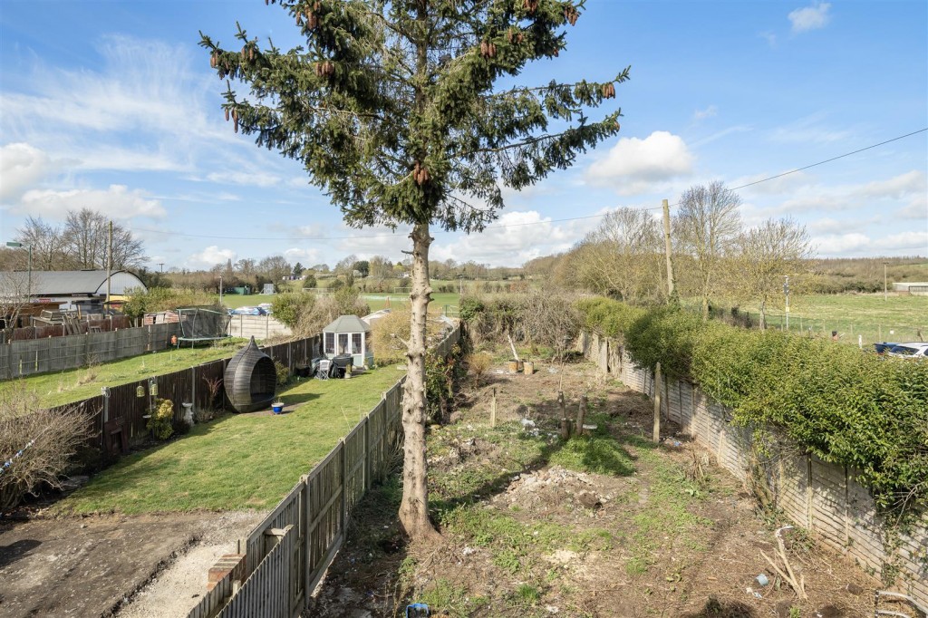 Hopkins Crescent, Sandridge, St. Albans