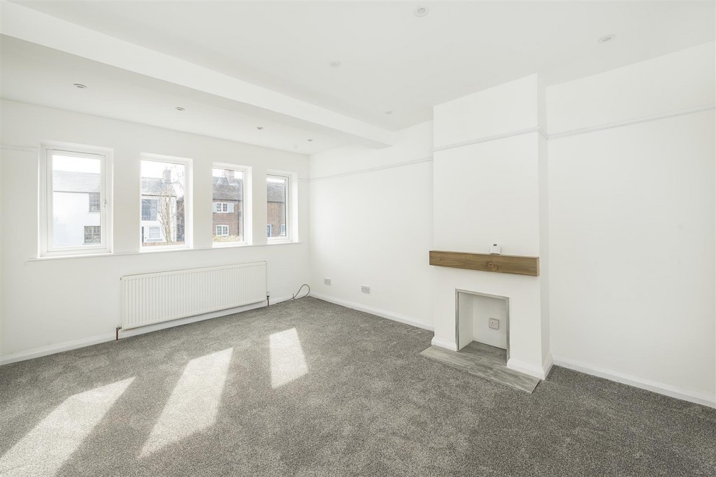 Hopkins Crescent, Sandridge, St. Albans