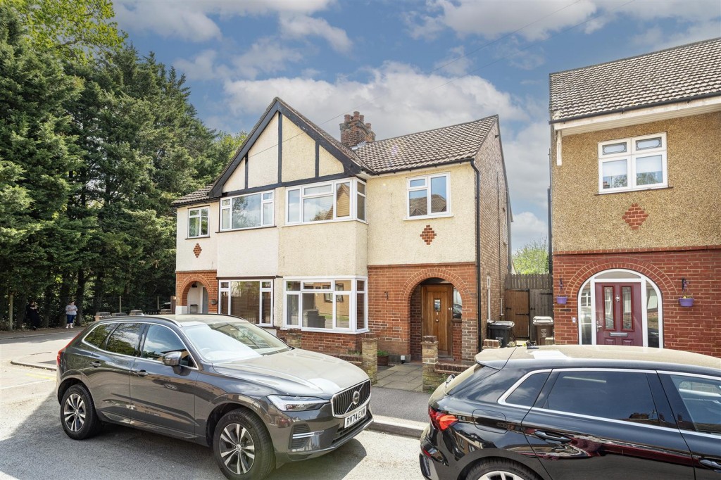 Wynchlands Crescent, St. Albans