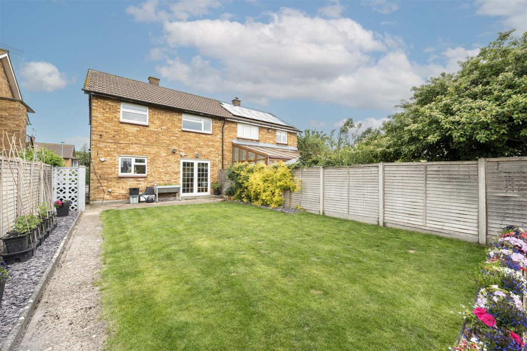 Hampden Place, Frogmore, St. Albans