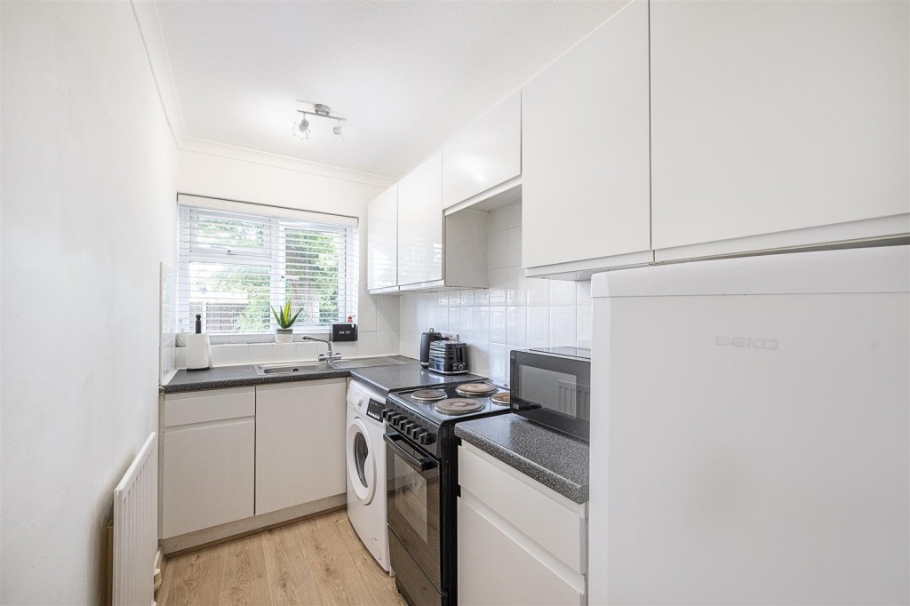 Albany Mews, North Orbital Road, St Albans