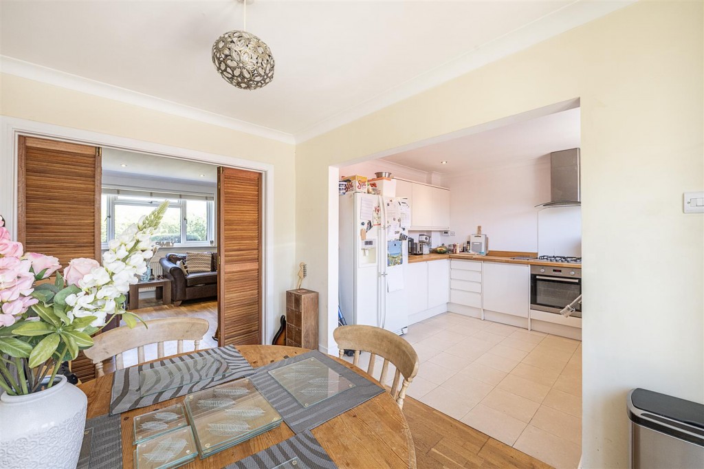 Jubilee Avenue, London Colney, St. Albans