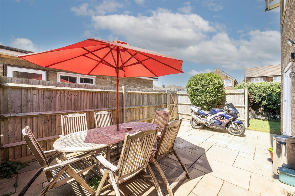 Jubilee Avenue, London Colney, St. Albans