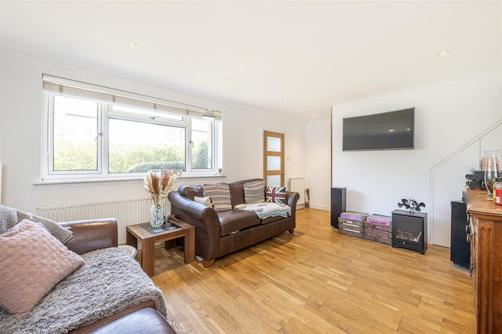 Jubilee Avenue, London Colney, St. Albans