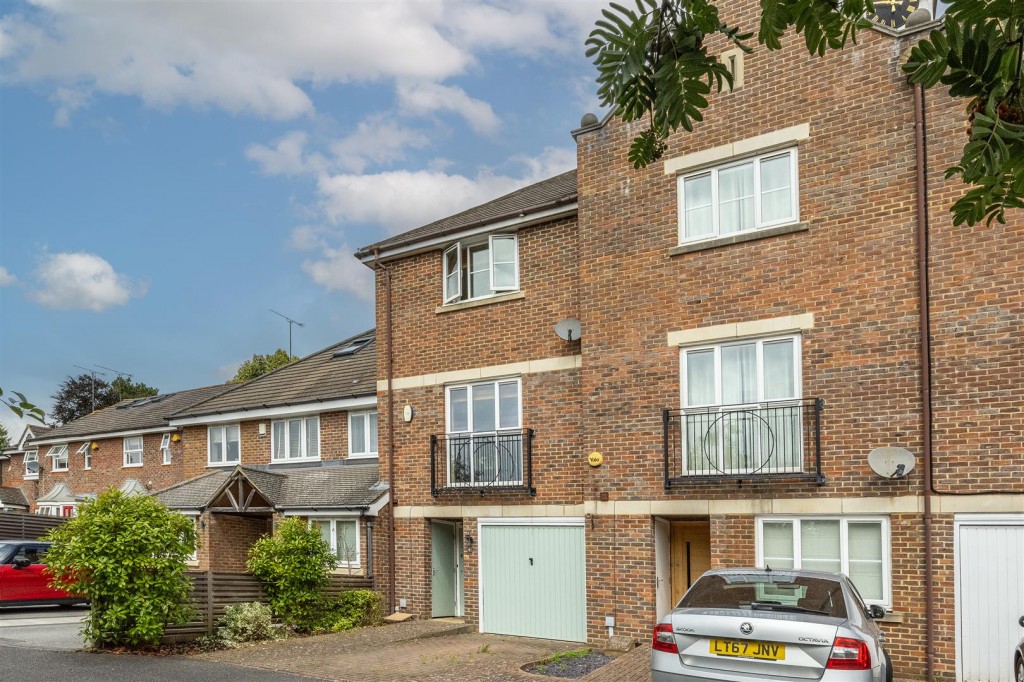 Lynch Court, Princess Diana Drive, St. Albans