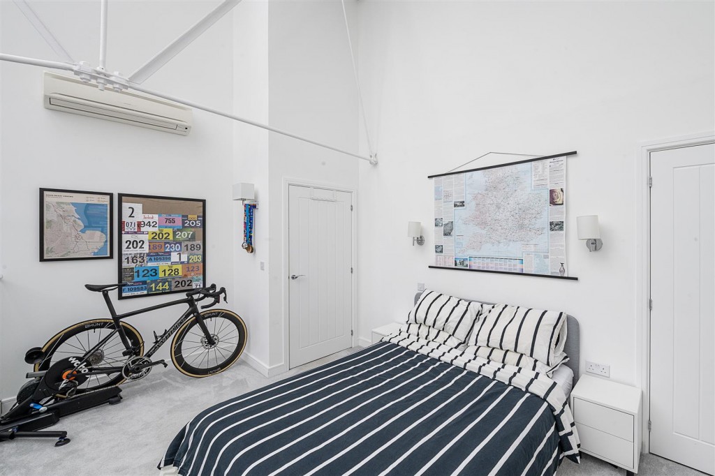 Sutton Road, St. Albans