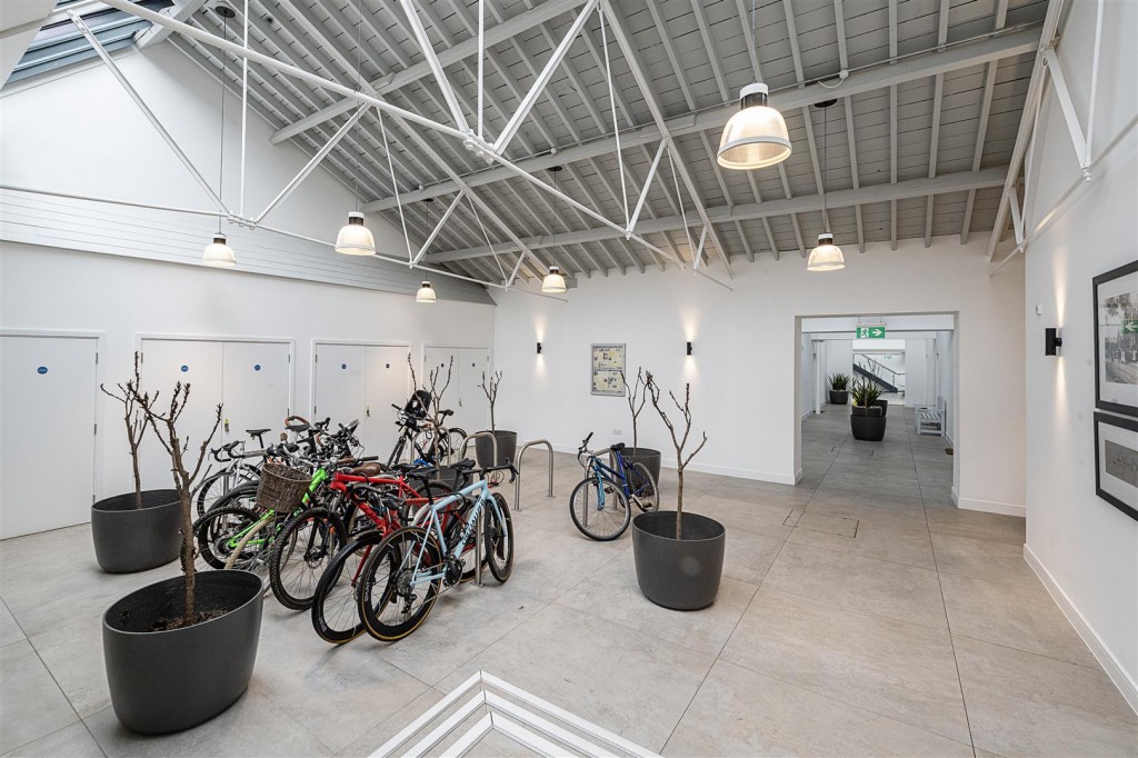 Sutton Road, St. Albans