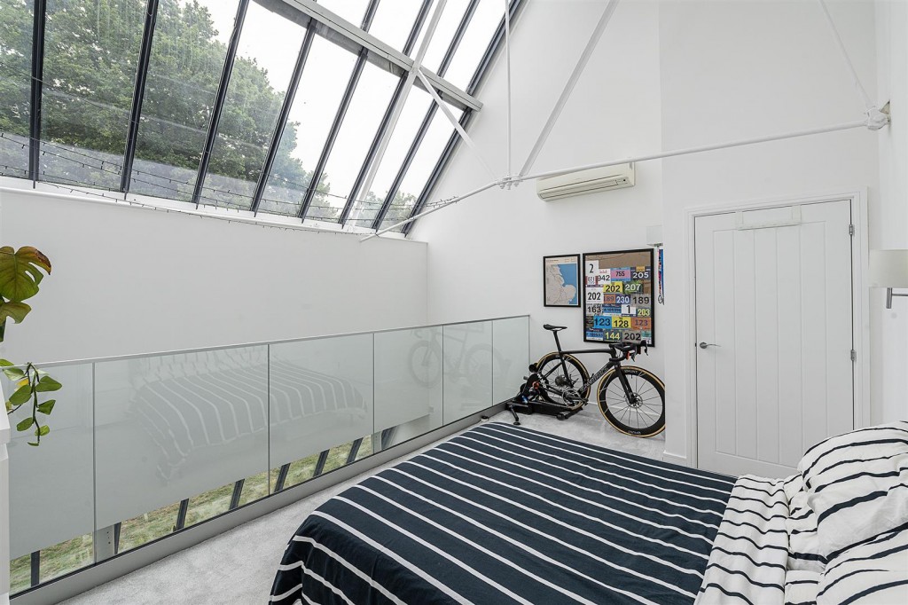 Sutton Road, St. Albans