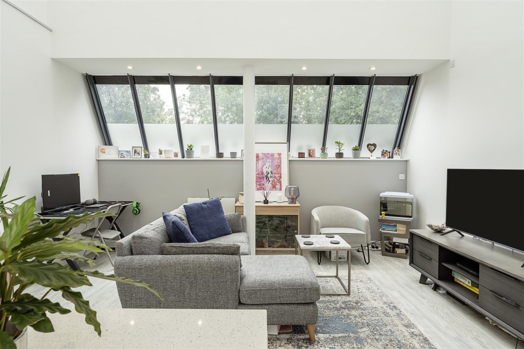 Sutton Road, St. Albans