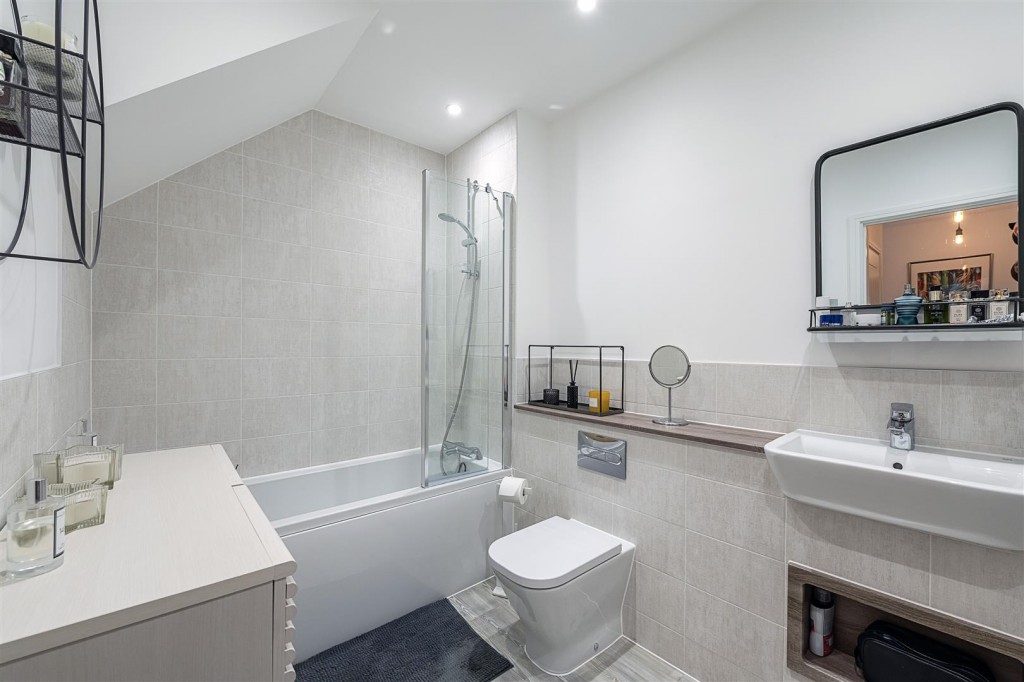 Sutton Road, St. Albans