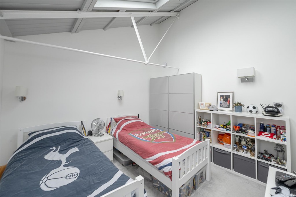 Sutton Road, St. Albans