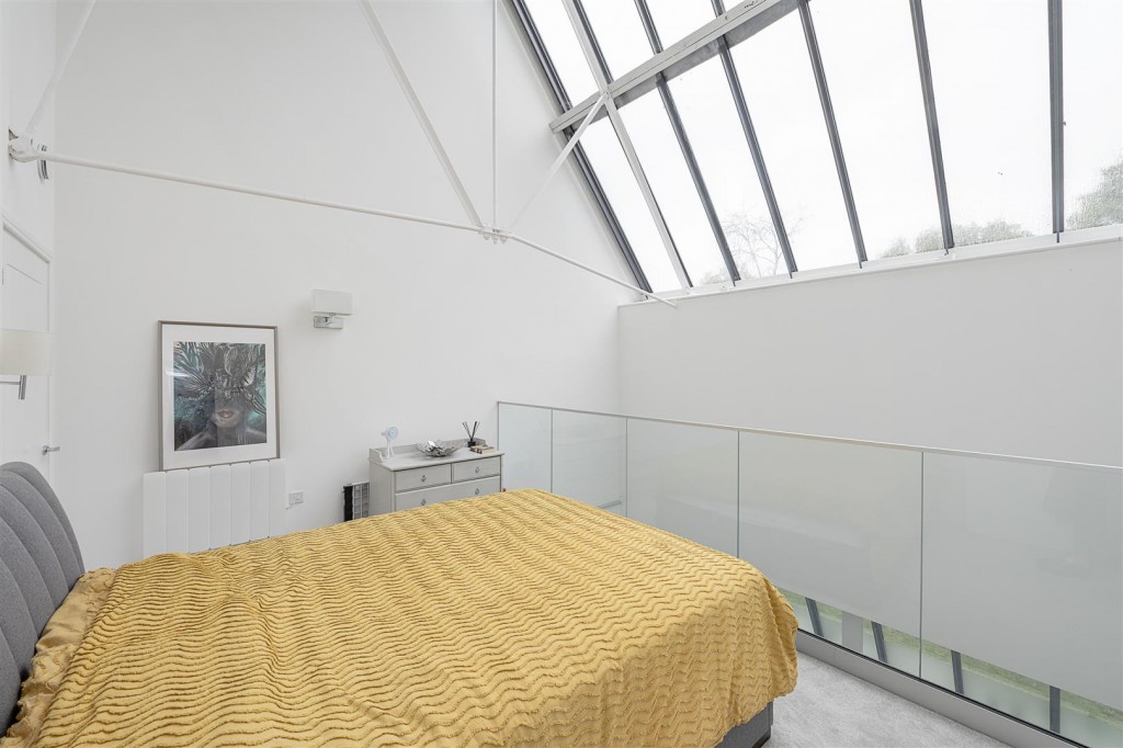 Sutton Road, St. Albans