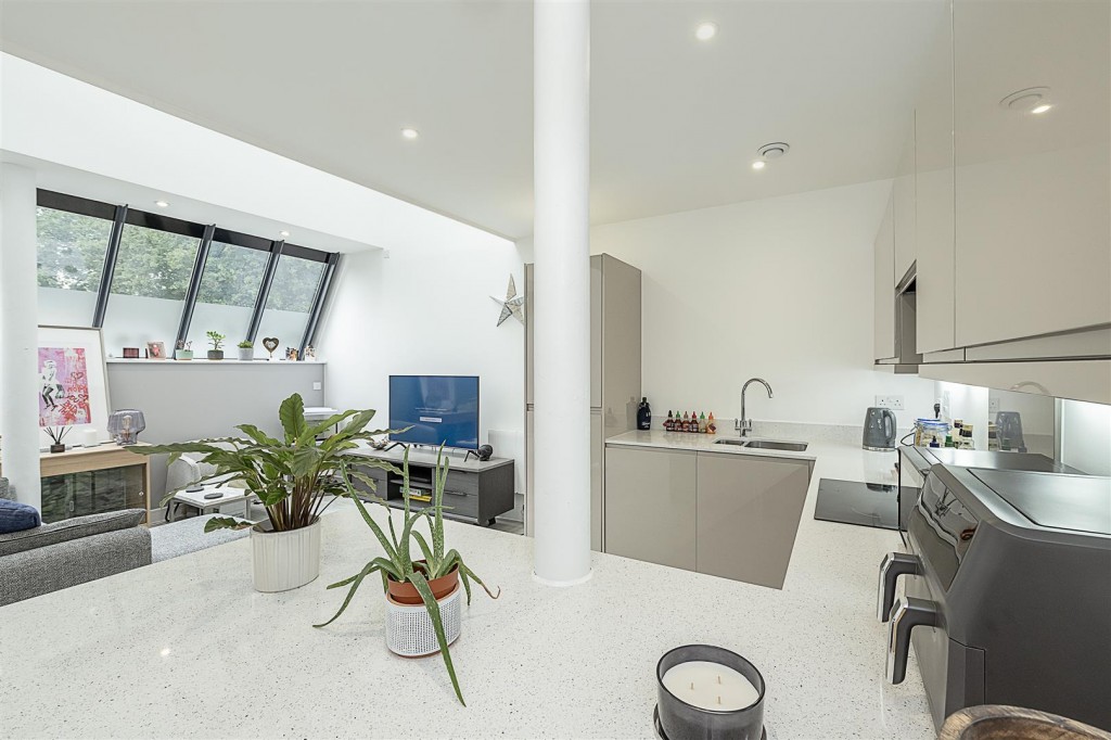 Sutton Road, St. Albans