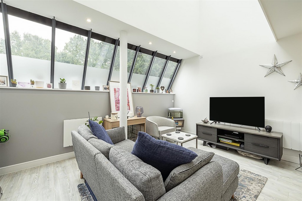 Sutton Road, St. Albans