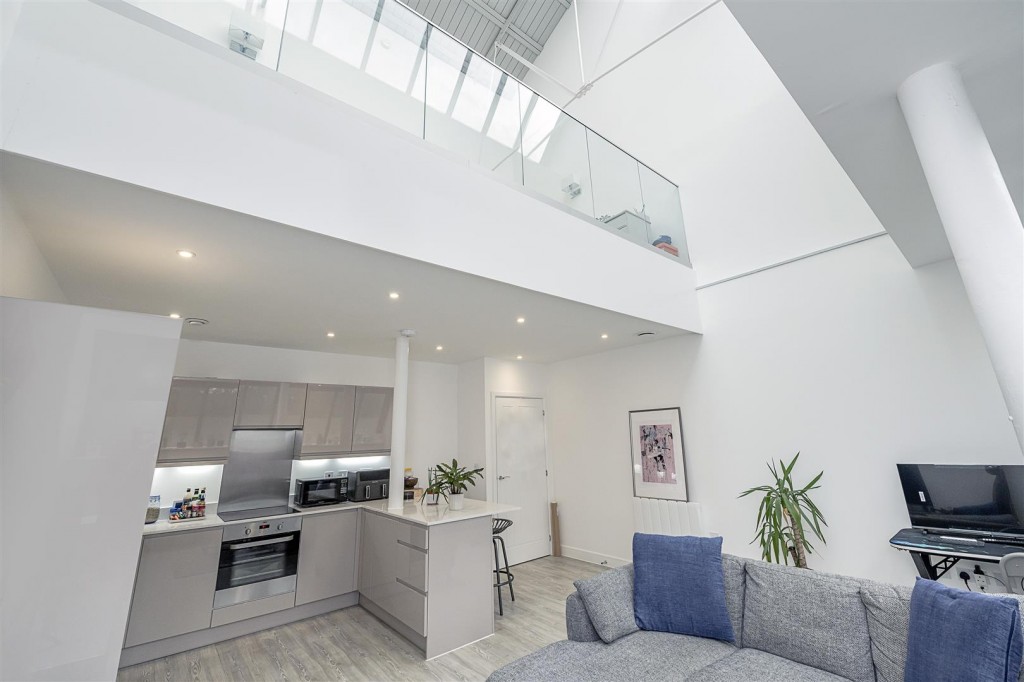 Sutton Road, St. Albans