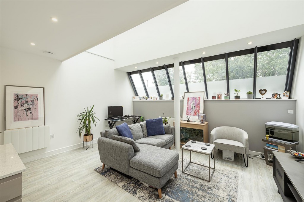 Sutton Road, St. Albans